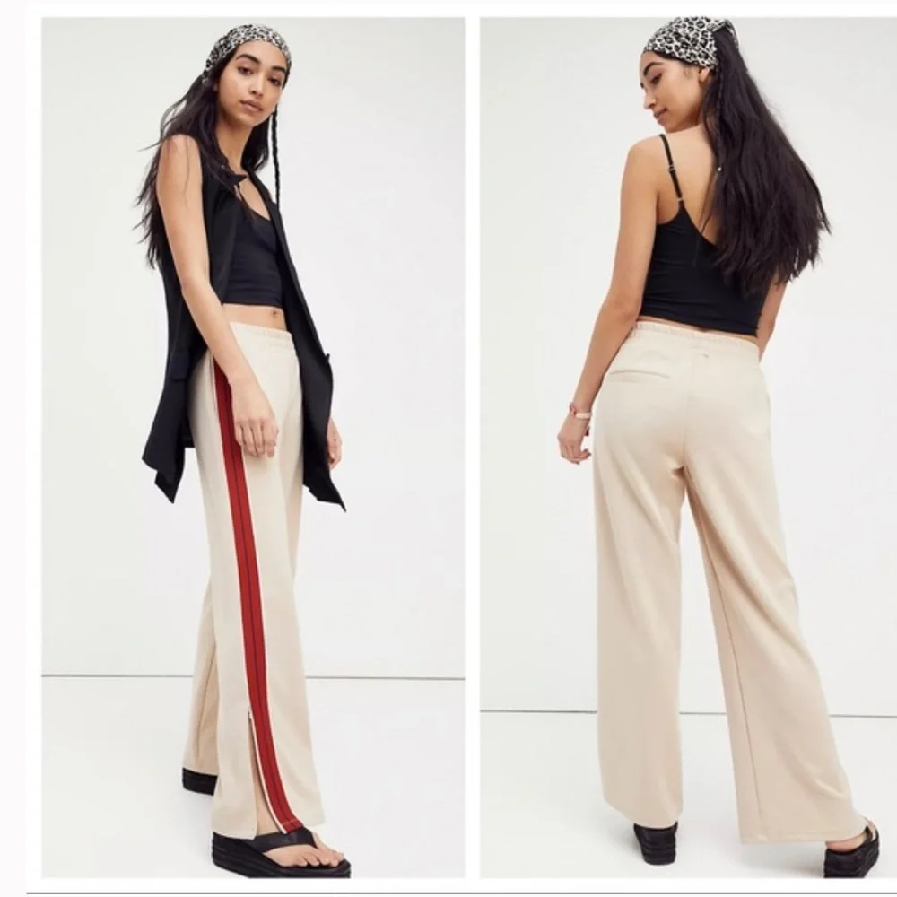 ⭐️NWOT Free People Sophie Track Pants⭐️ - Picture 2 of 5